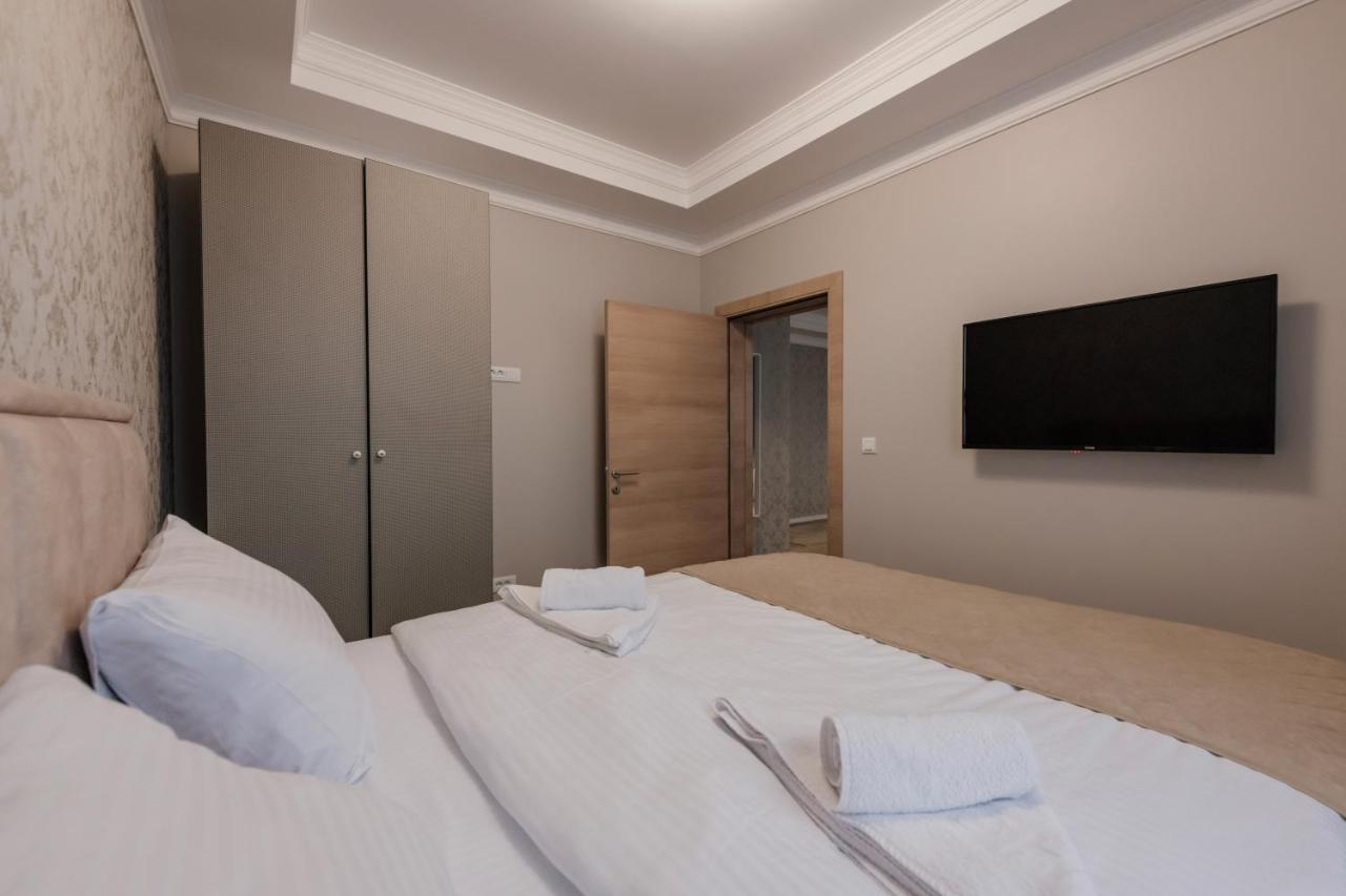 Hotel Beli Dvor Čačak Zewnętrze zdjęcie