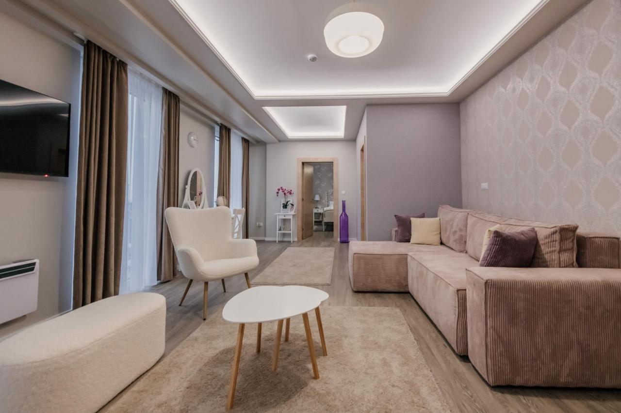 Hotel Beli Dvor Čačak Zewnętrze zdjęcie