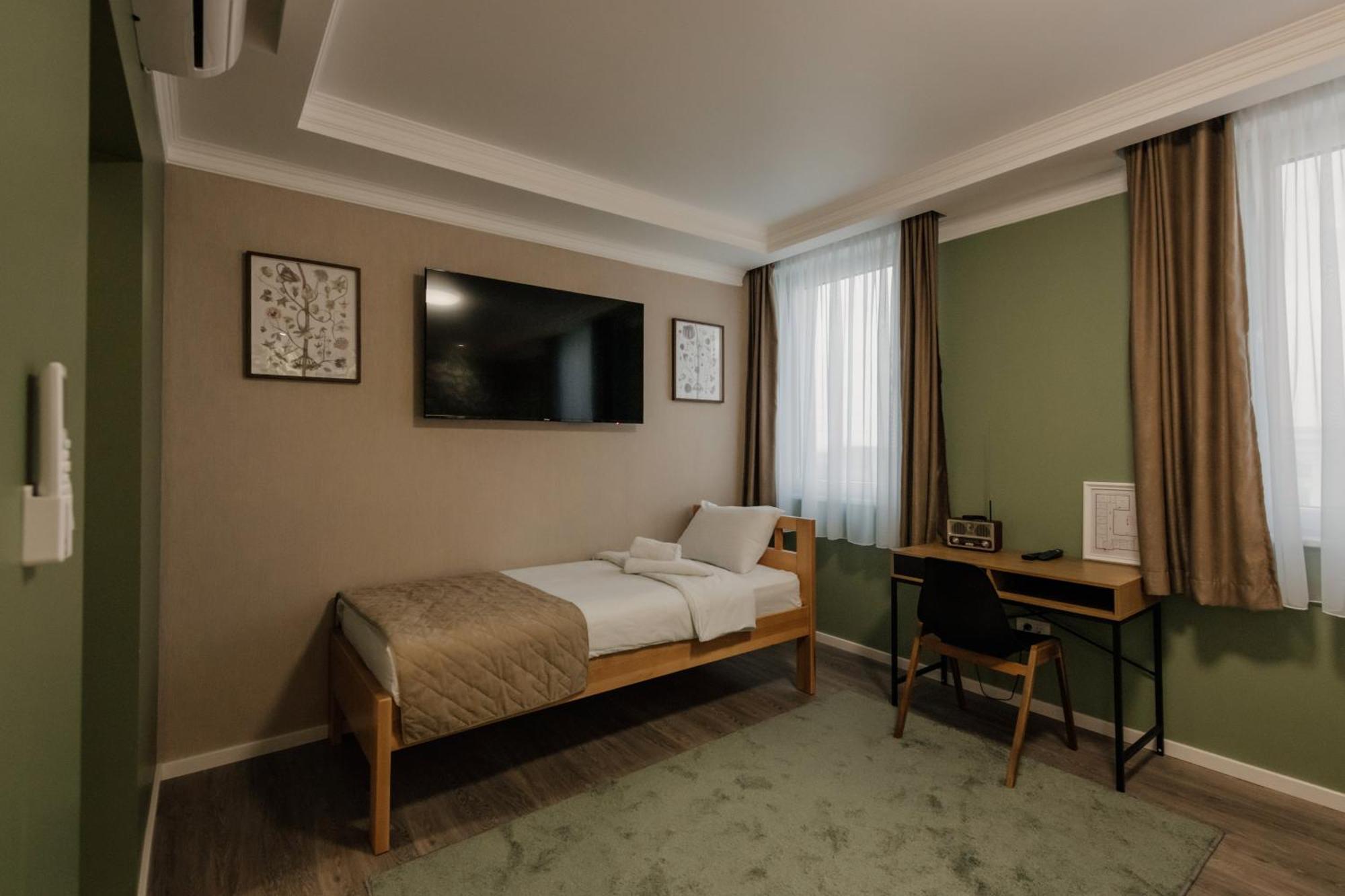 Hotel Beli Dvor Čačak Zewnętrze zdjęcie