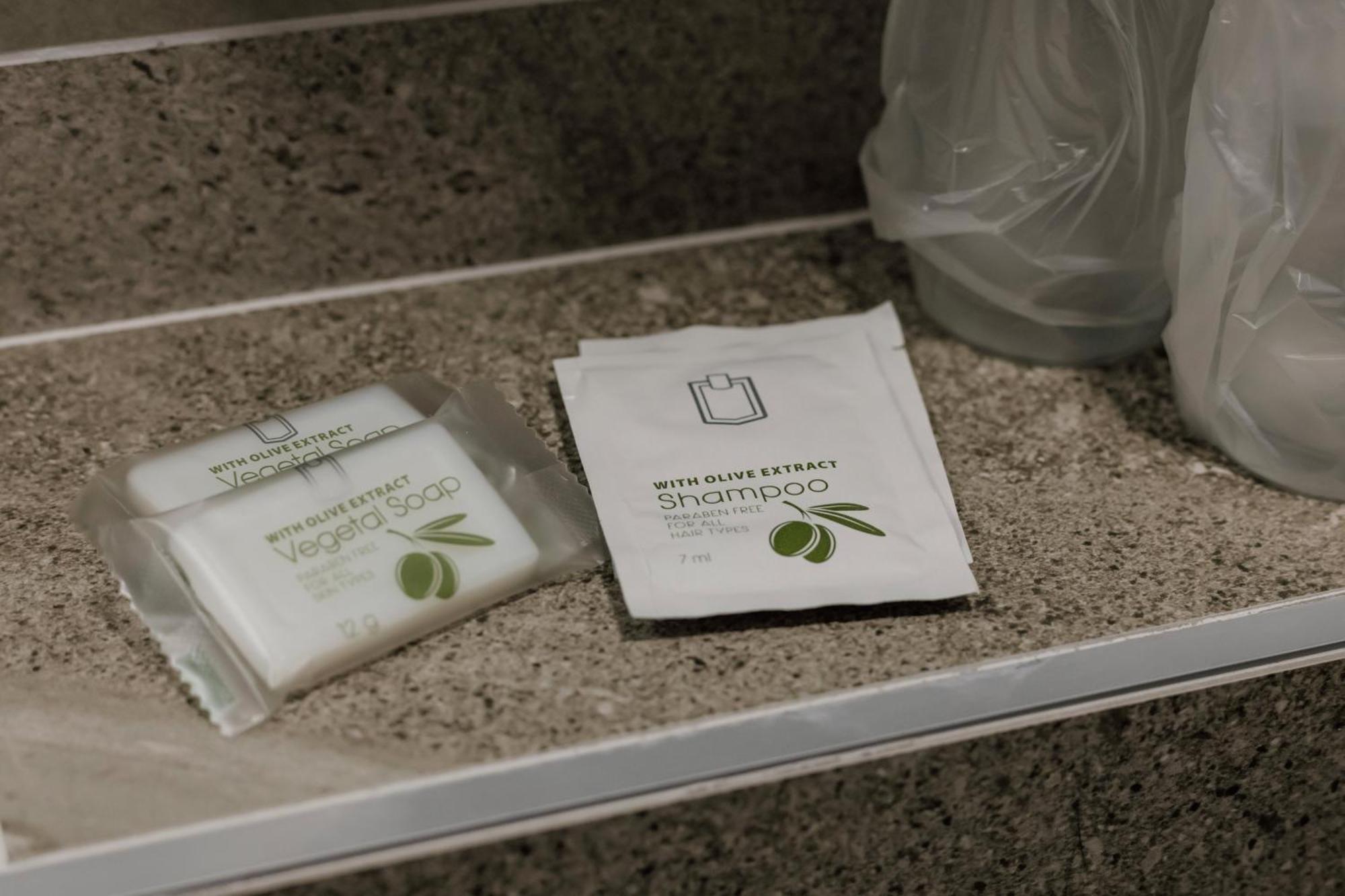 Hotel Beli Dvor Čačak Zewnętrze zdjęcie